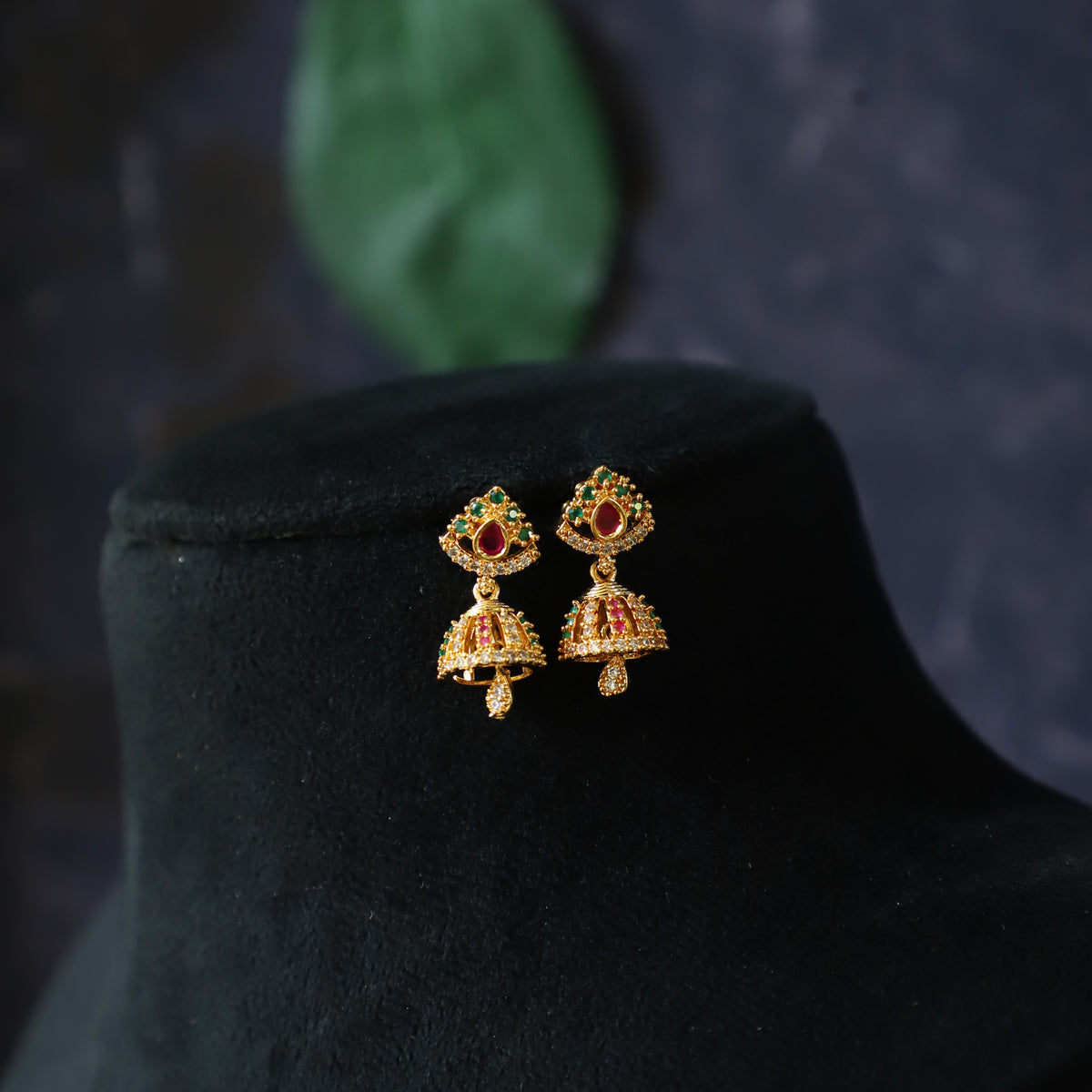 CATTLE EARRING