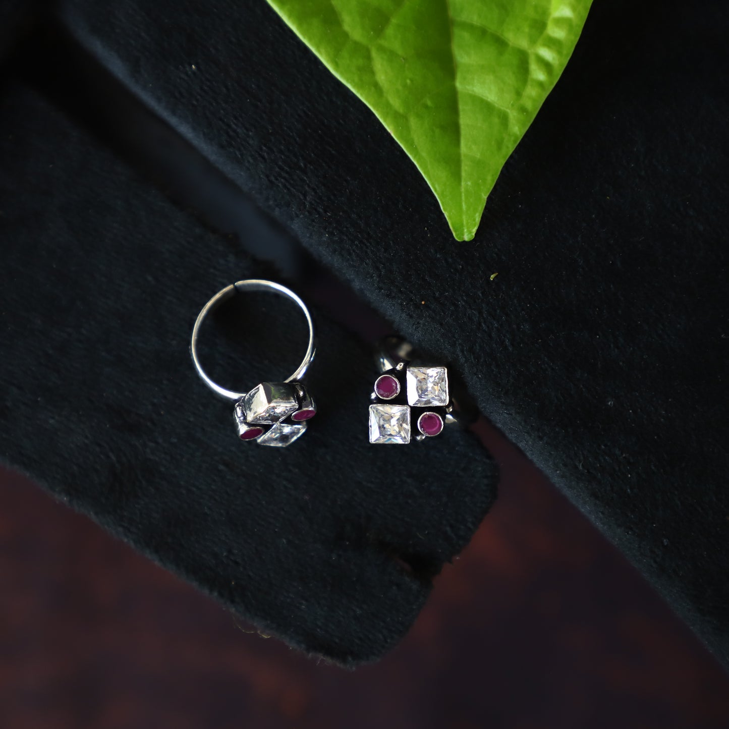 SQUAR TOE RING"