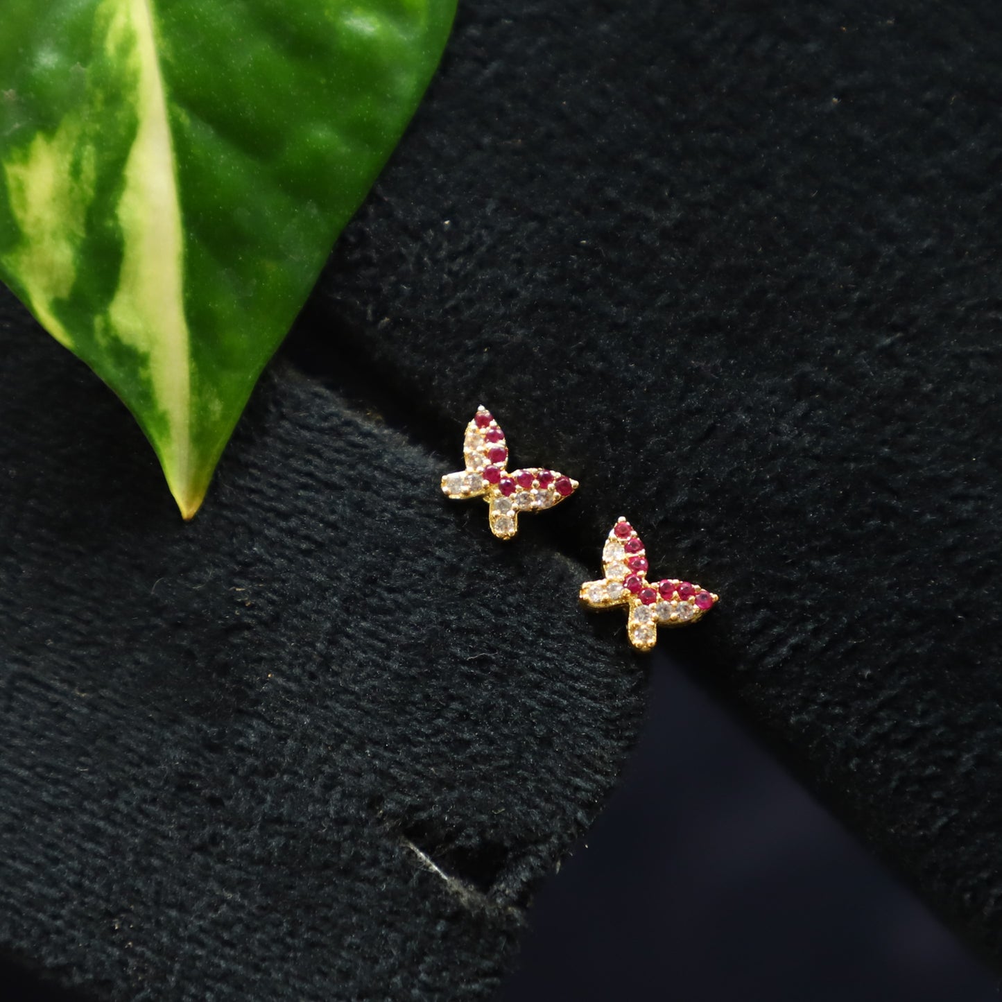 TEAK EARRING
