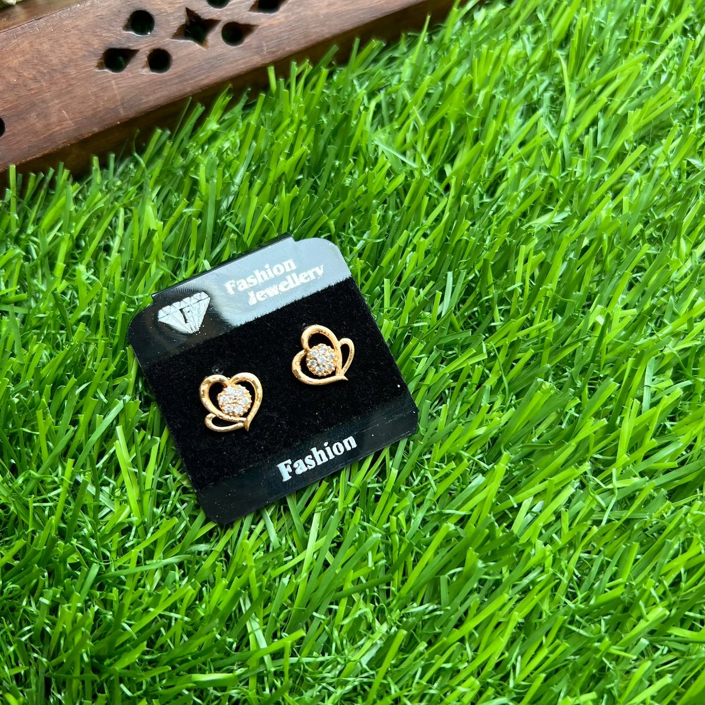 Trendy Heart Stone Studs