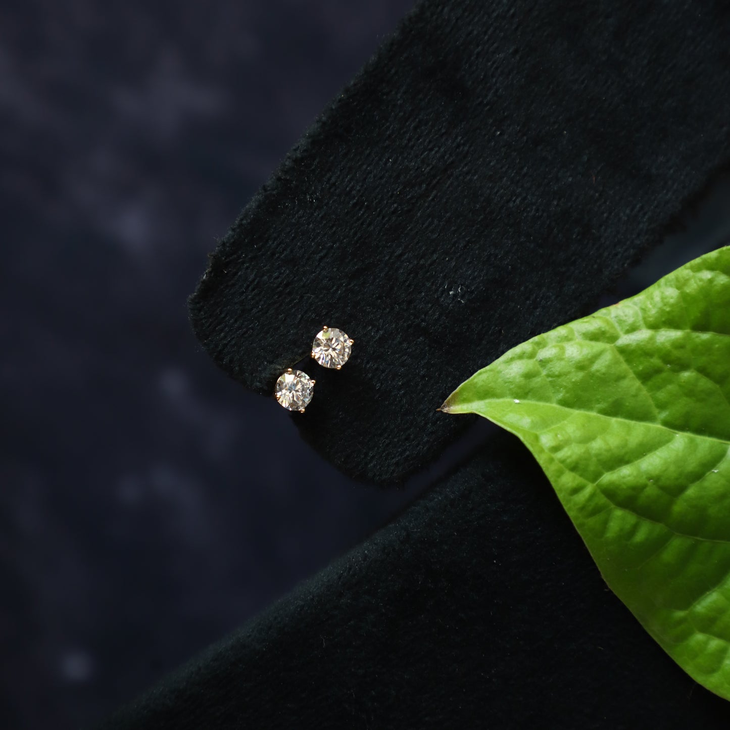 PANSY" EARRING