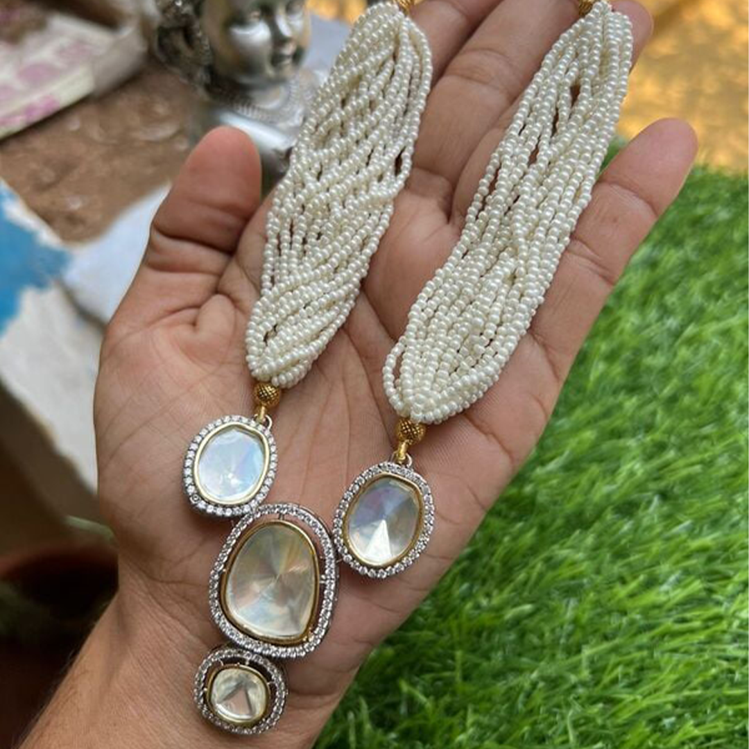 Trendy Victorian Set with White Kundhan Stone