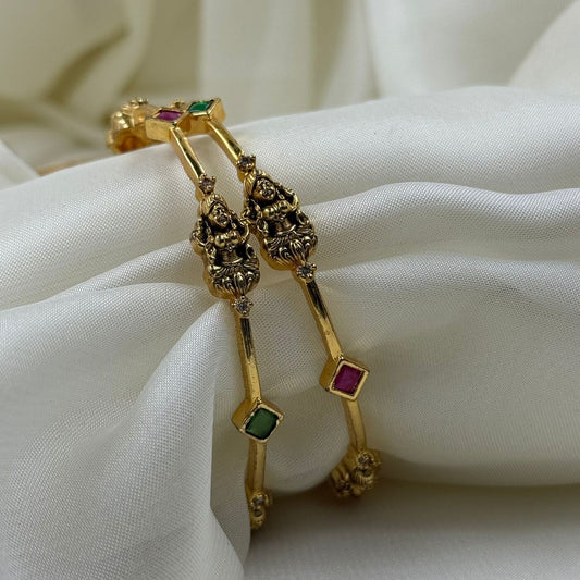 ANTIQUE LAKSHI