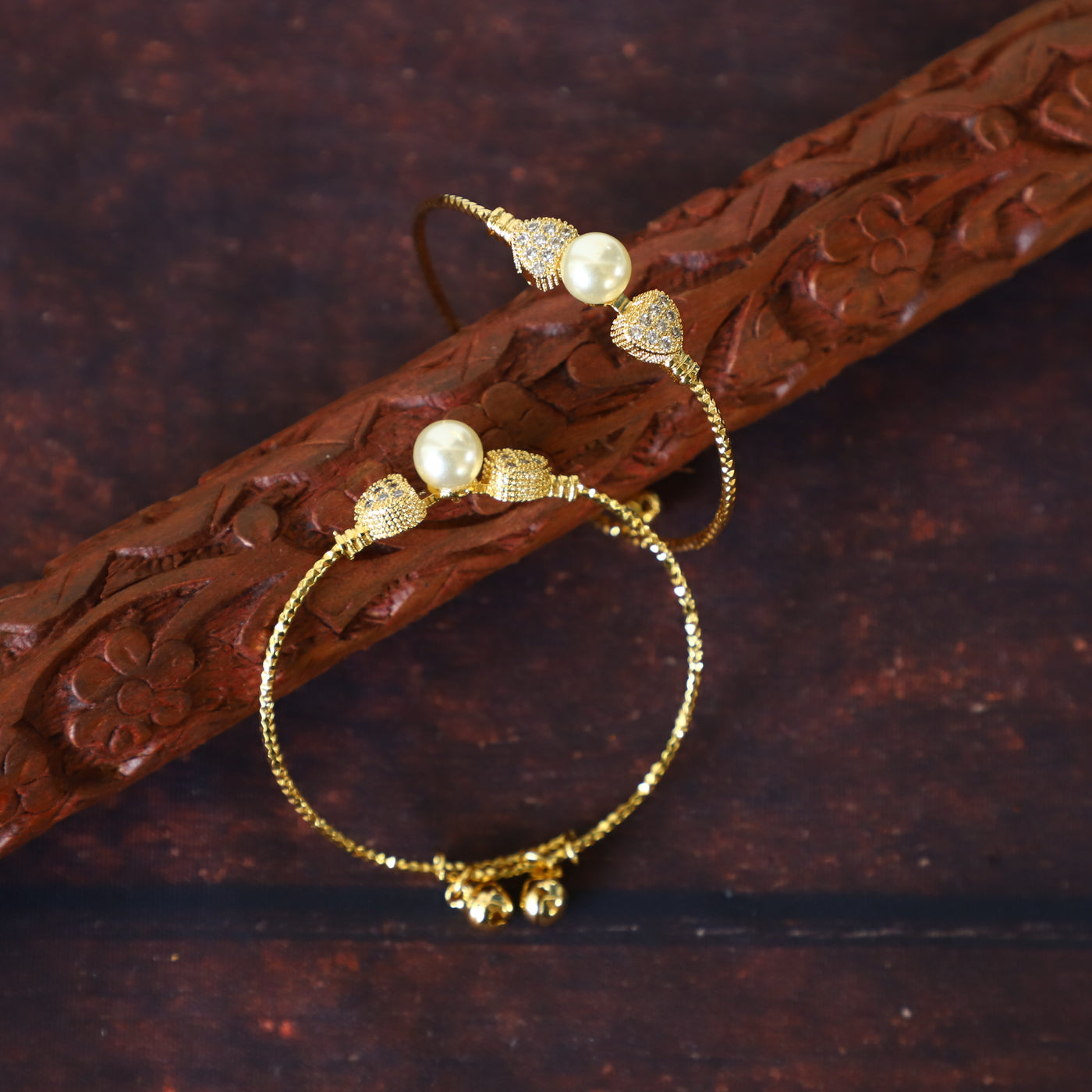 "CIRCLE" BANGLE