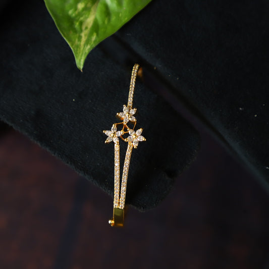 ATTRACTIVE O BRACELET