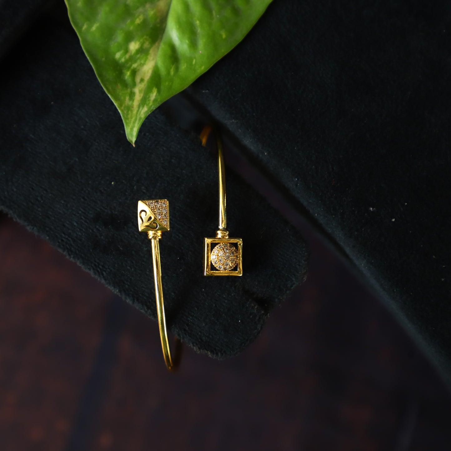STUNNING BRACELET