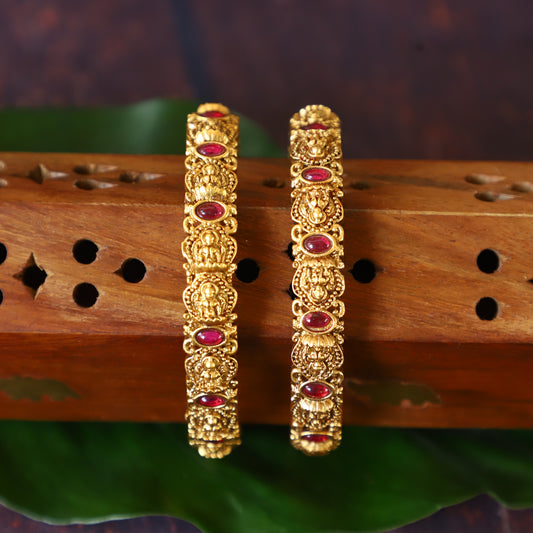 "ELEGANT RUBY BANGLE"