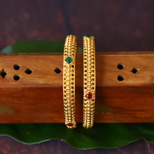 "ELEGANT" BANGLE