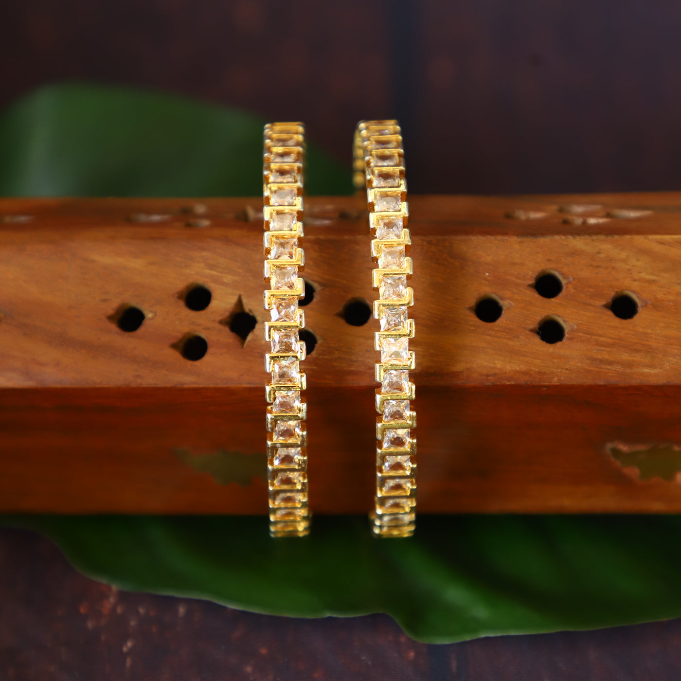 "UNIQUE" BANGLES