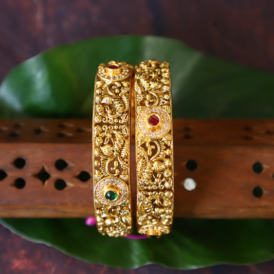 ARTISTIC BANGLE