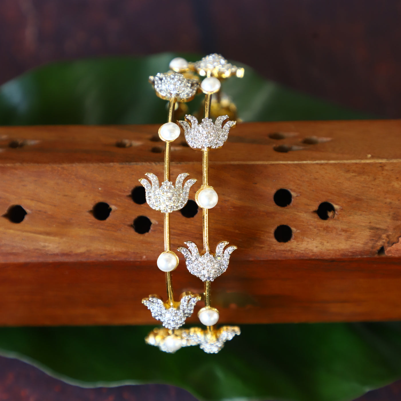 DIAMOND PEARLS BANGLES