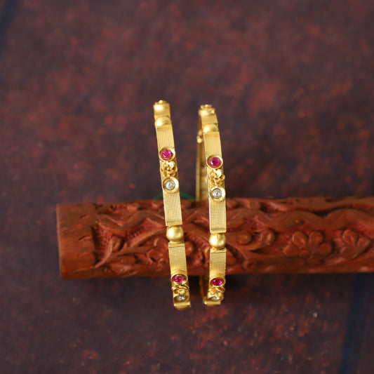 MONI BANGLES