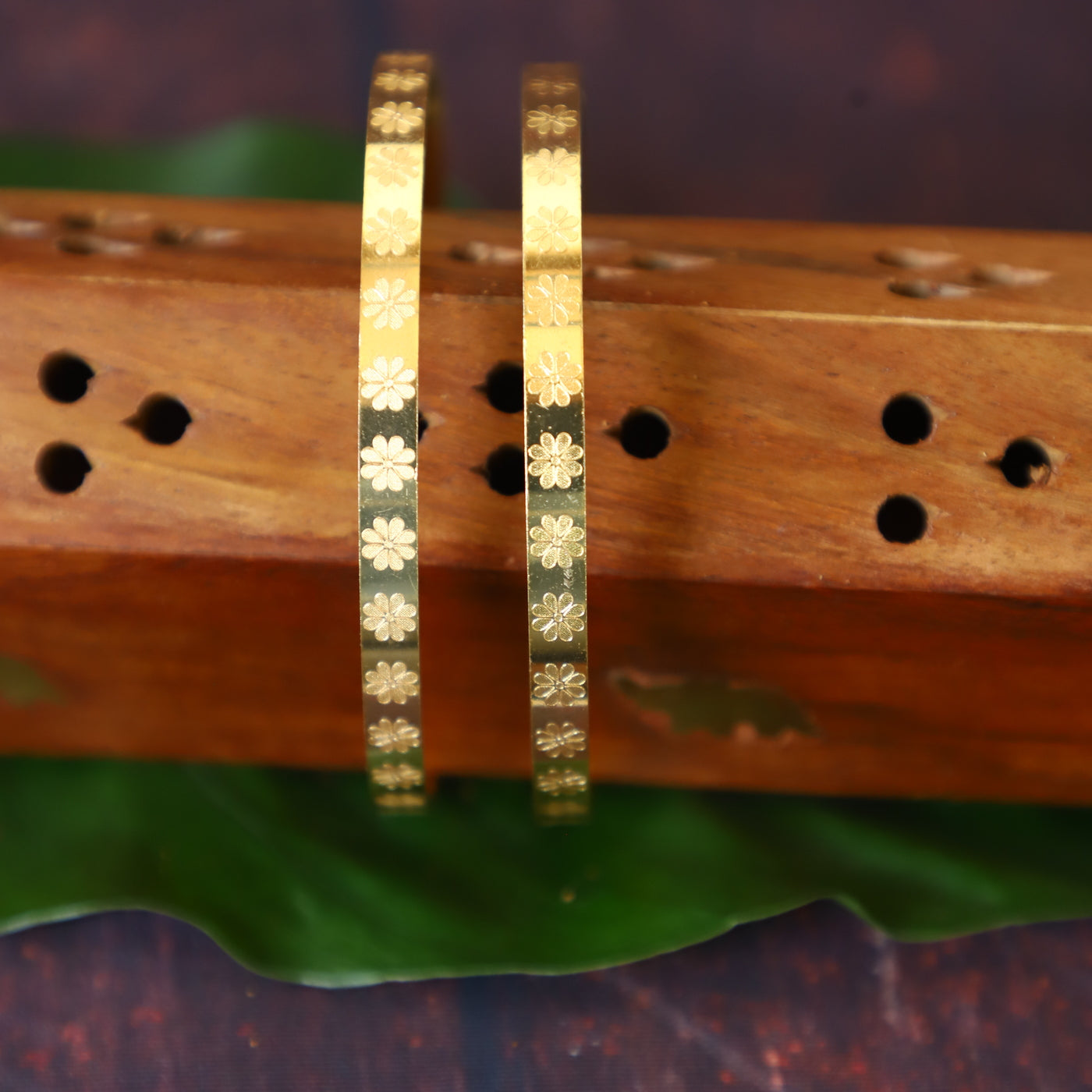 UNIQUE BANGLES