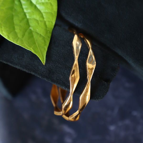 AMAZE BANGLES