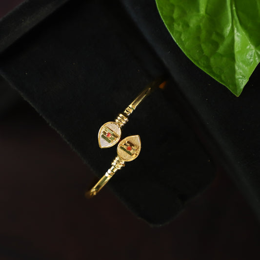 OM BRACELET