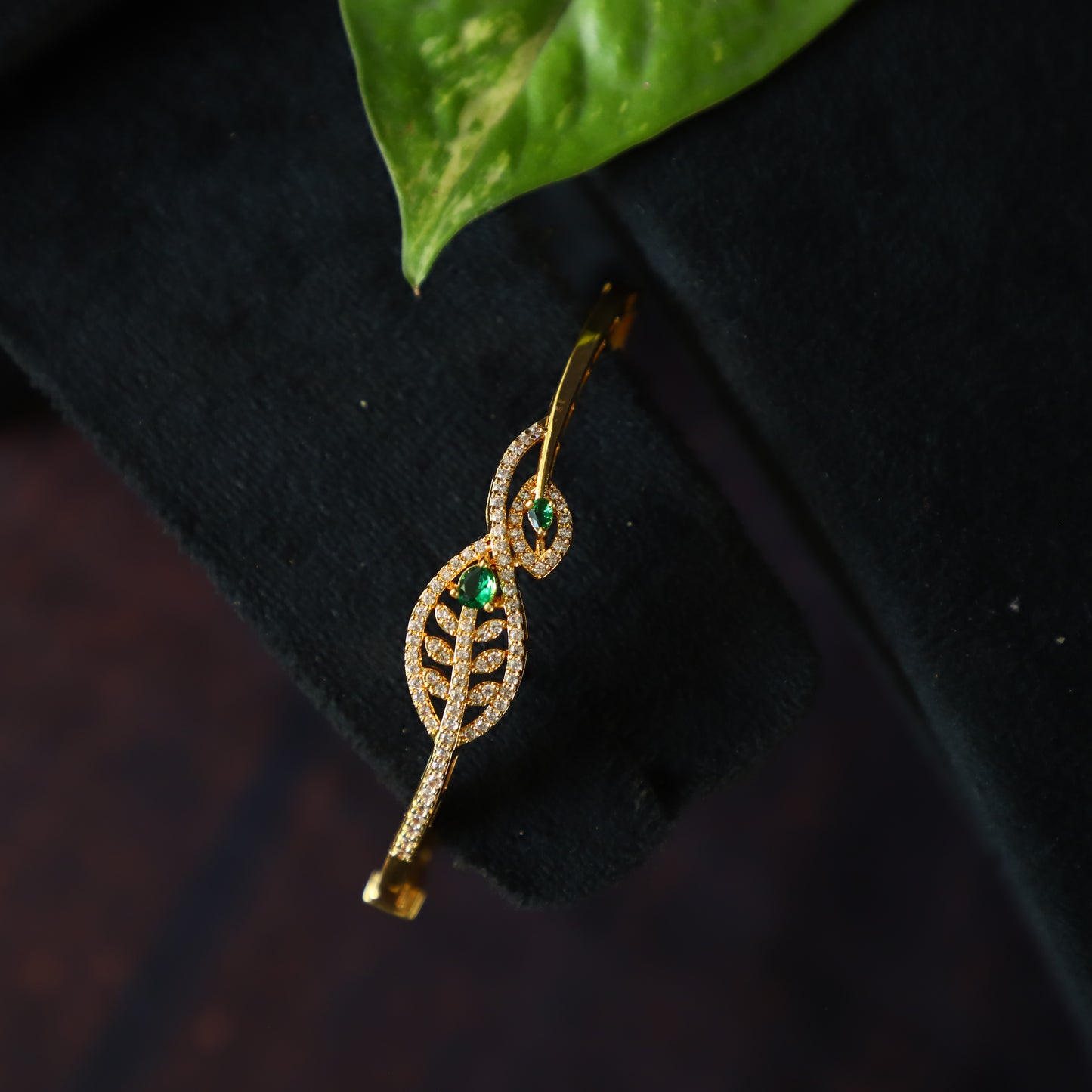 GLAMOROUS BRACELET