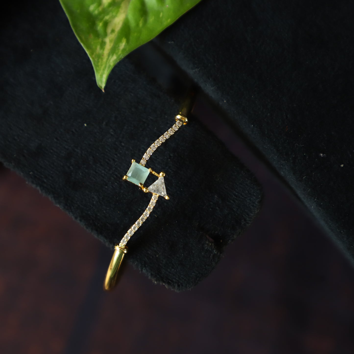 HANDSOME BRACELET