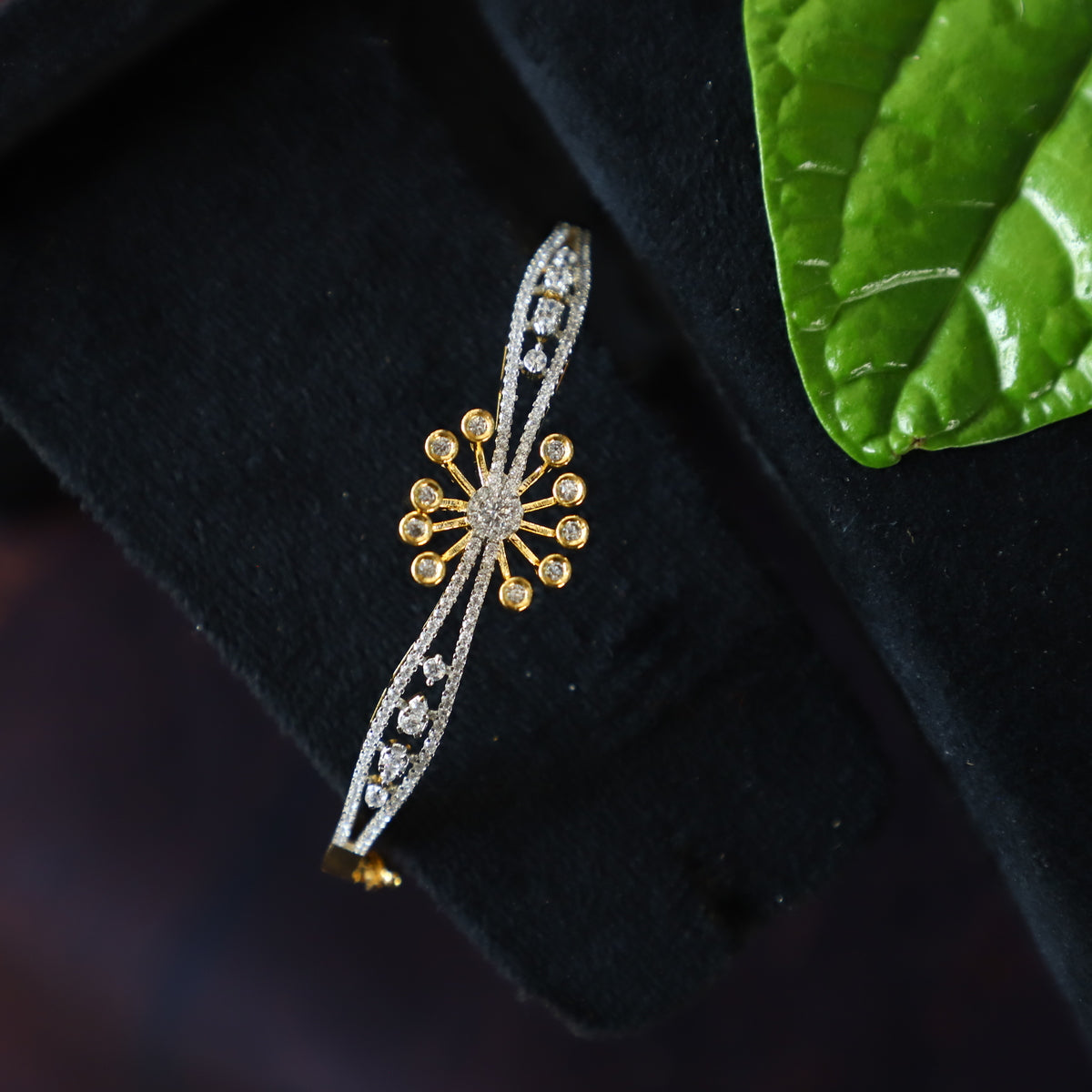 DIAMOND- BRACELET