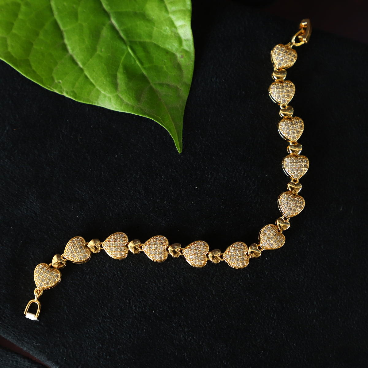 LITTLE HEART BRACELET