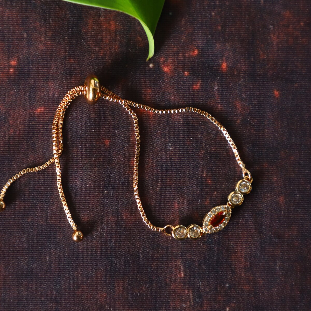 ROUND DIAMOND BRACELET