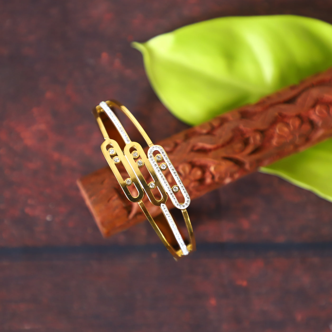 VAANAVI BRACELET