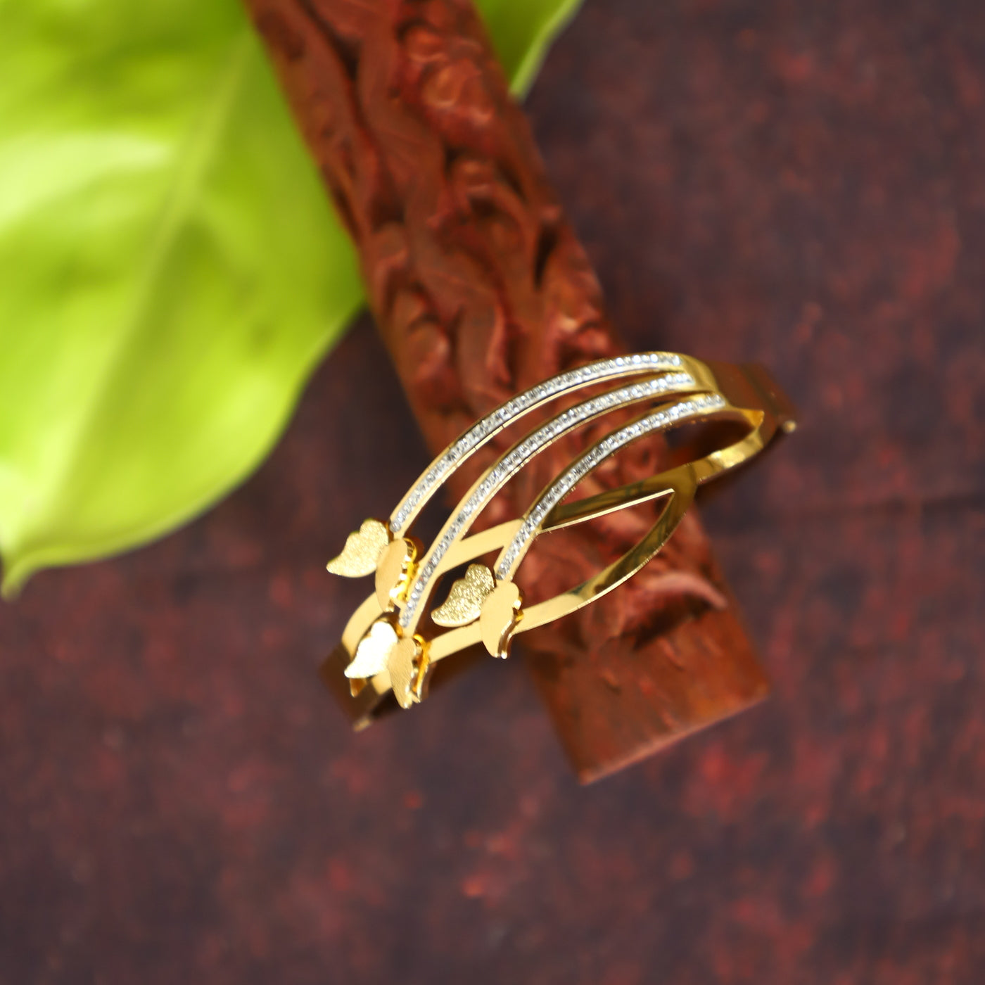 OVIYA BRACELET