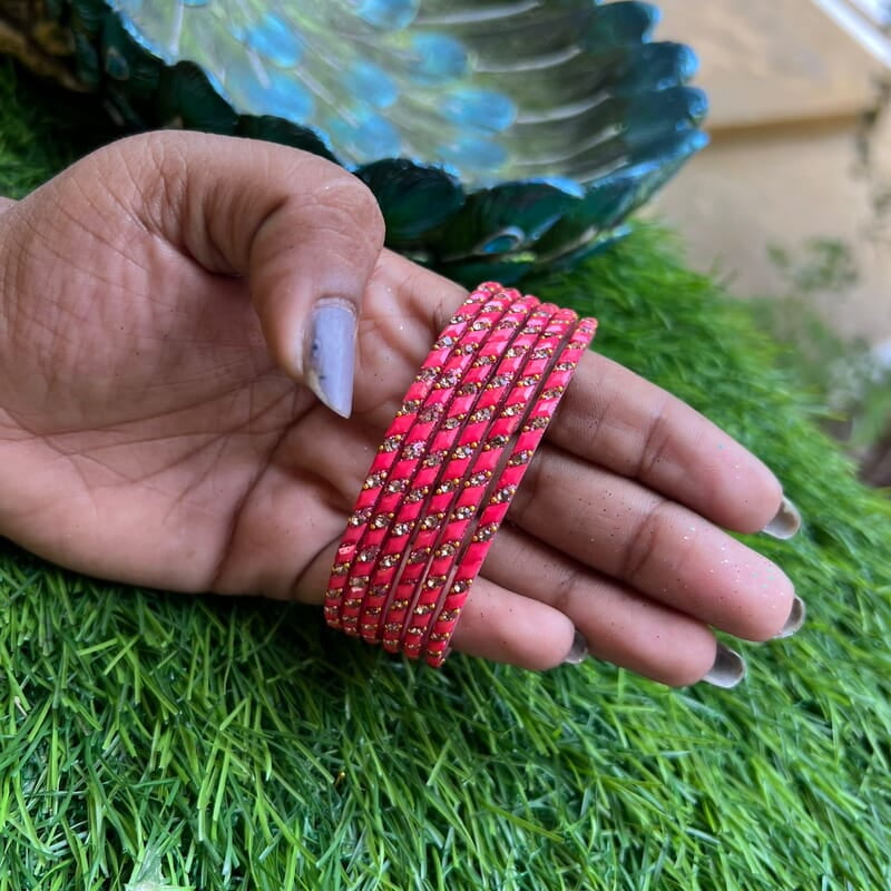 TRENDY GLASS BANGLE ORANGE