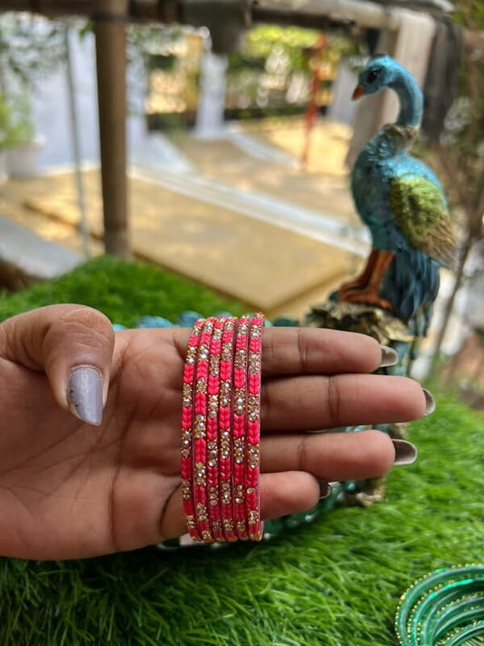 GLASS BANGLES LEAF DESIGHN LIGHT PINK