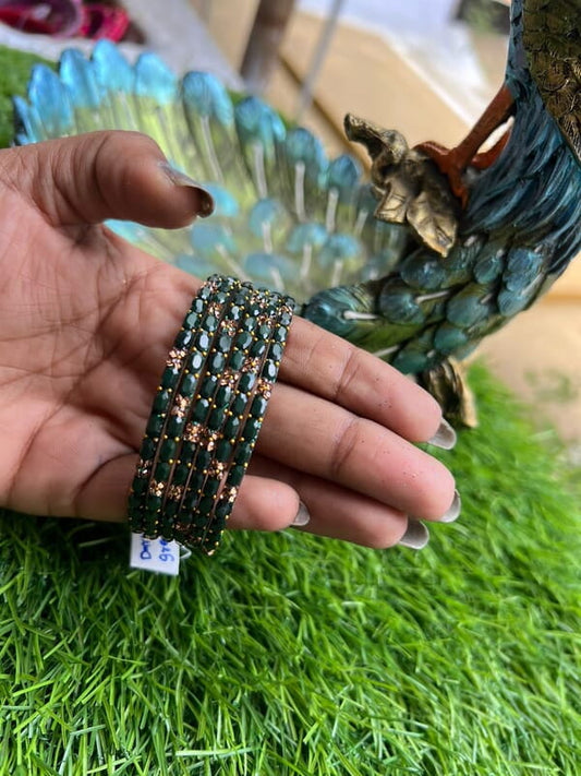 GLASS BANGLE STONE FLOWER DESIGHN DARK GREEN