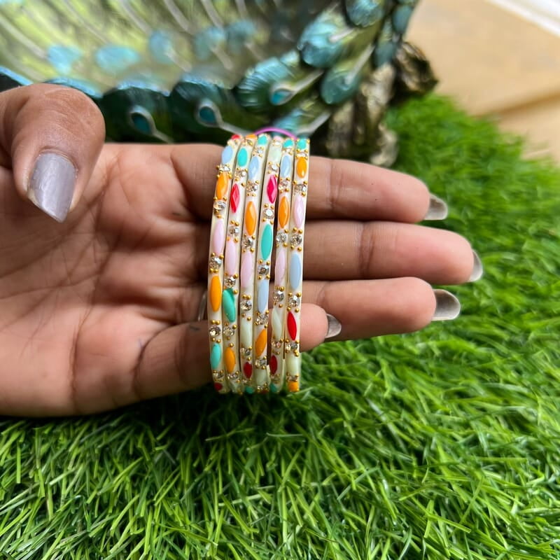 glass bangle wheat desighn light multi