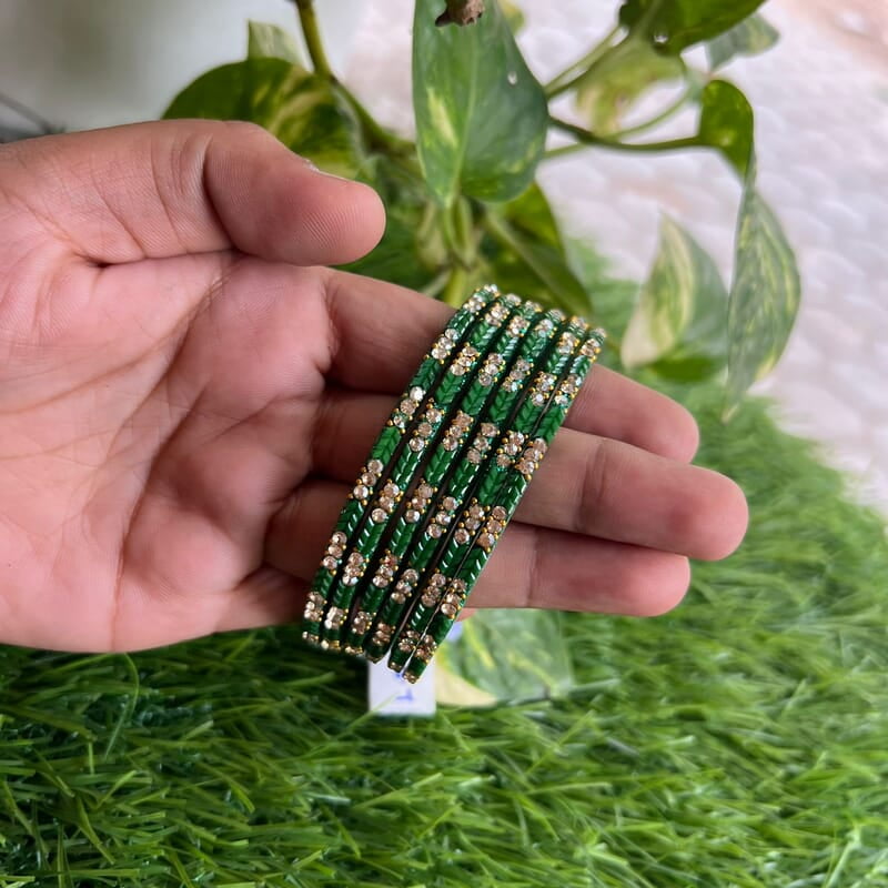 glass bangle leaf desighn light green