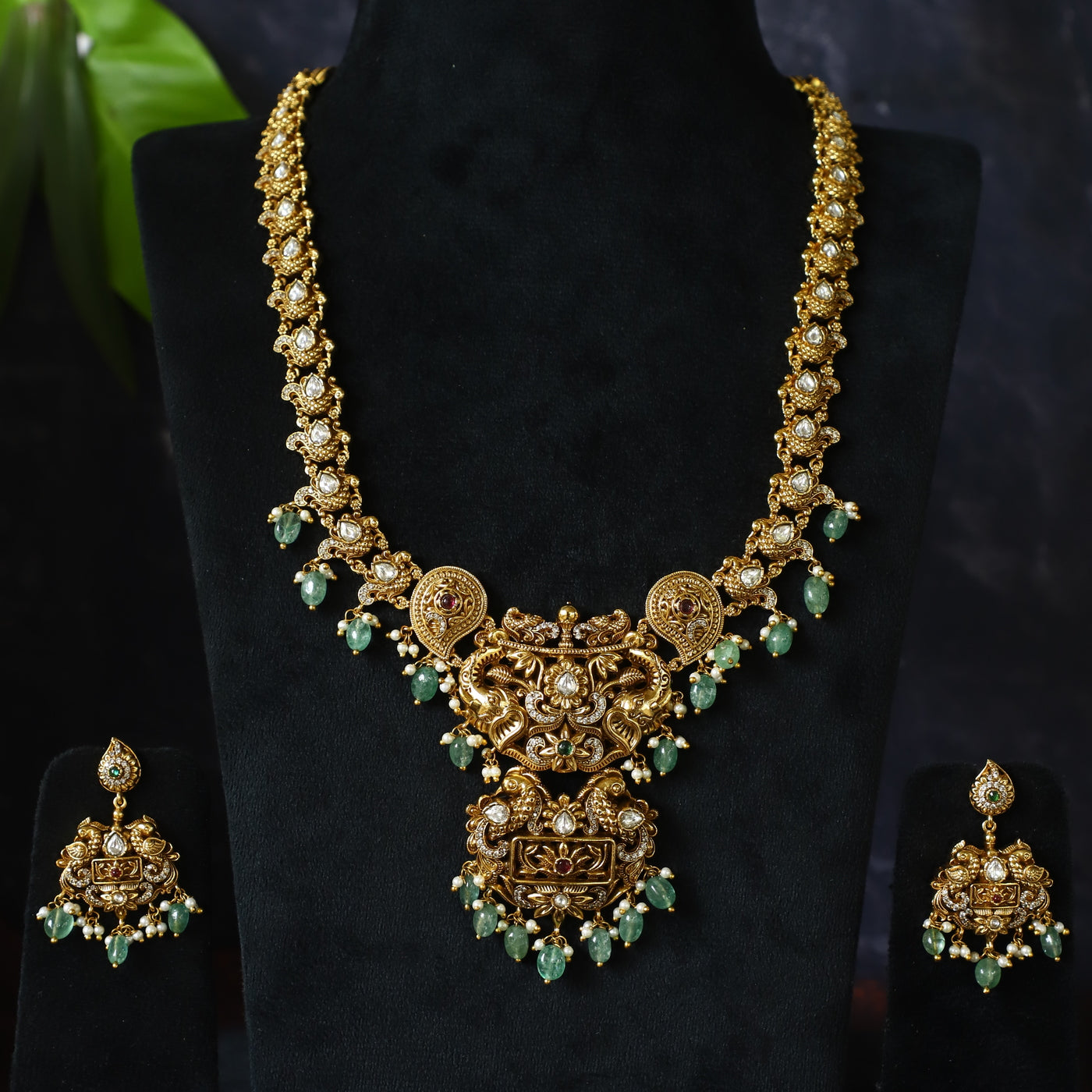 ANTIQUE LONG HARAM