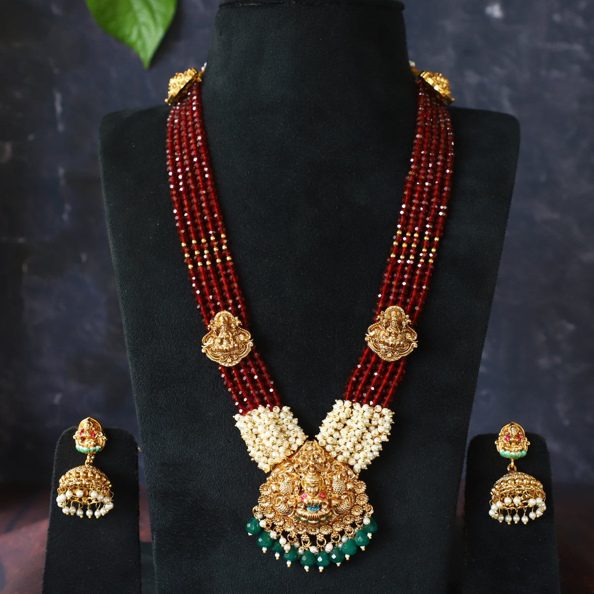 RED BEADED HARAM