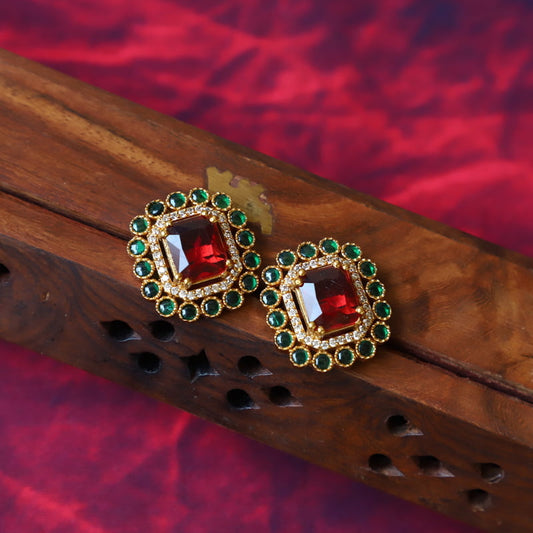 Mulit Stone Ear Stud
