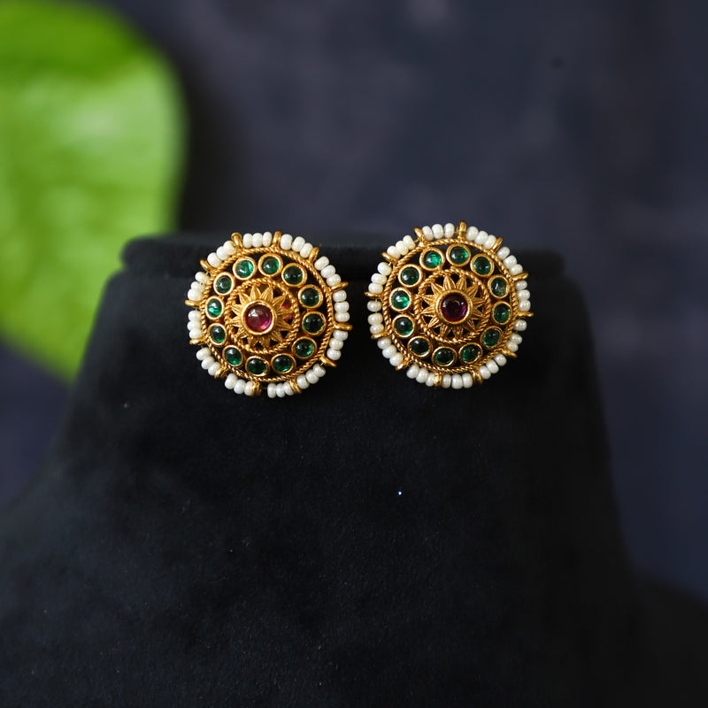 CIRCLE STUD