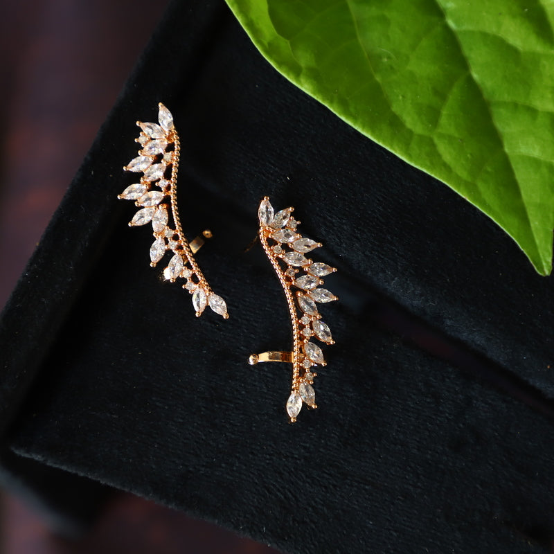 QUEEN EARRING