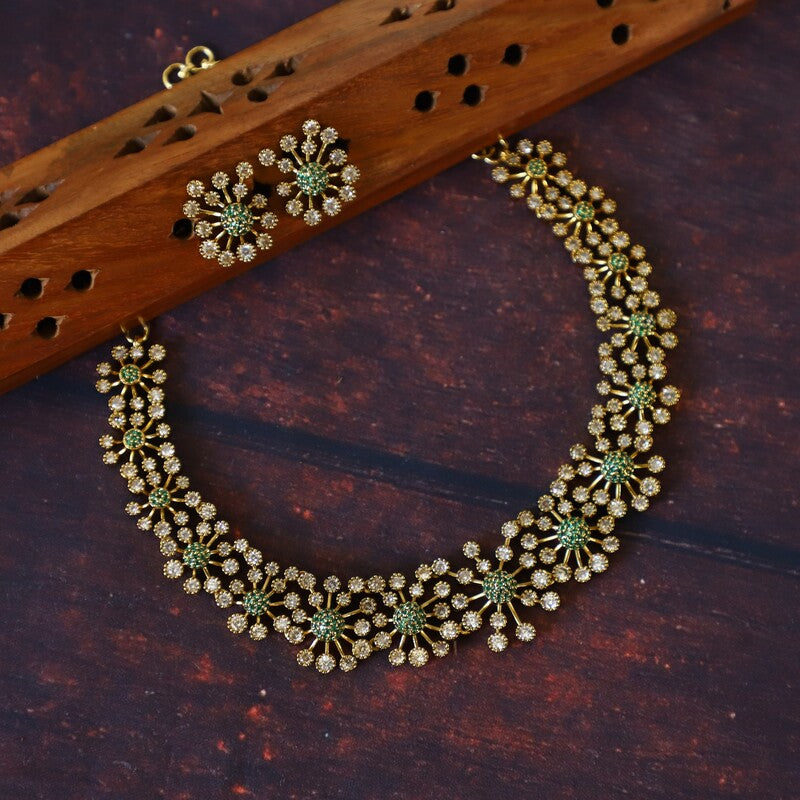 FLORAL VICTORIAN NECKPIECE