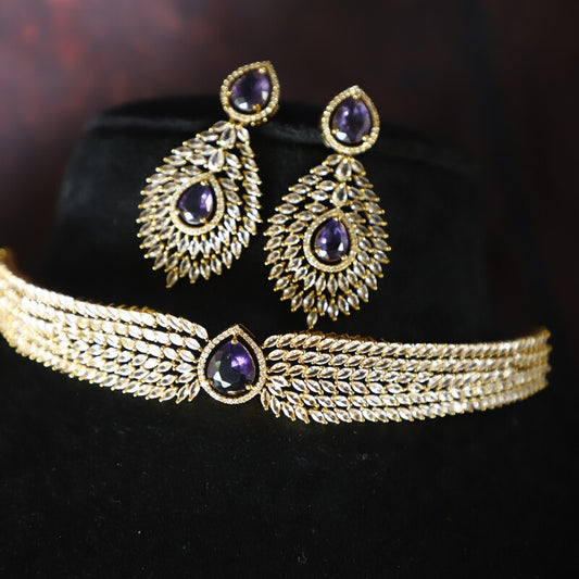 CHOKER NECKPIECE