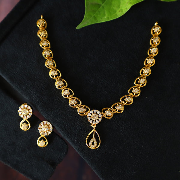DROP NECKPIECE