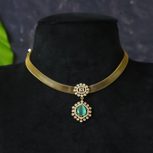 EMI NECKPIECE