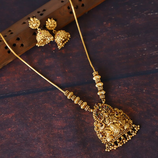 SIMPLE LAKSHMI BALL CHAIN