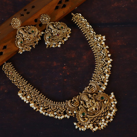 AZURA NECK SET