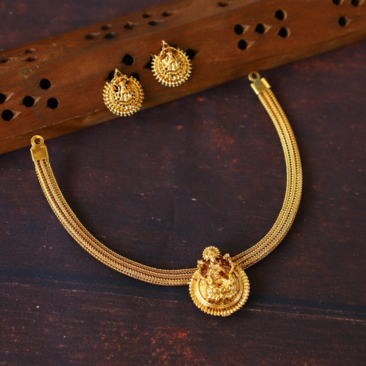 SIMPLE LAXI ATTIGAI