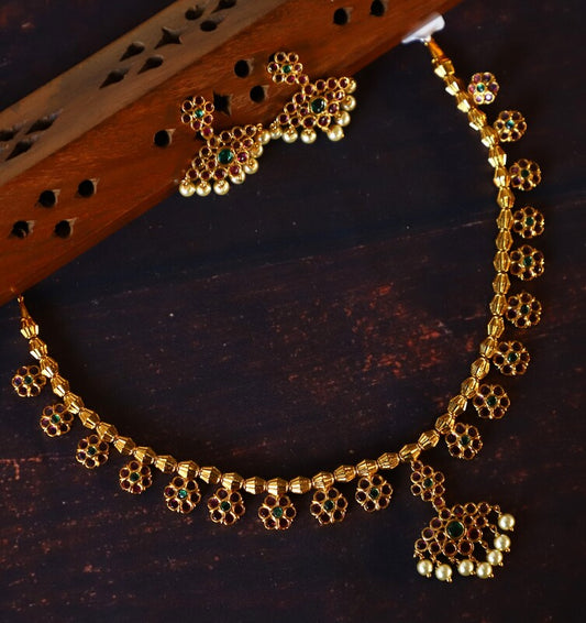 ISHU NECKPIECE