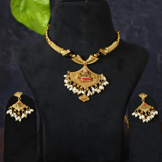 SIMPLE MEENKARI SET
