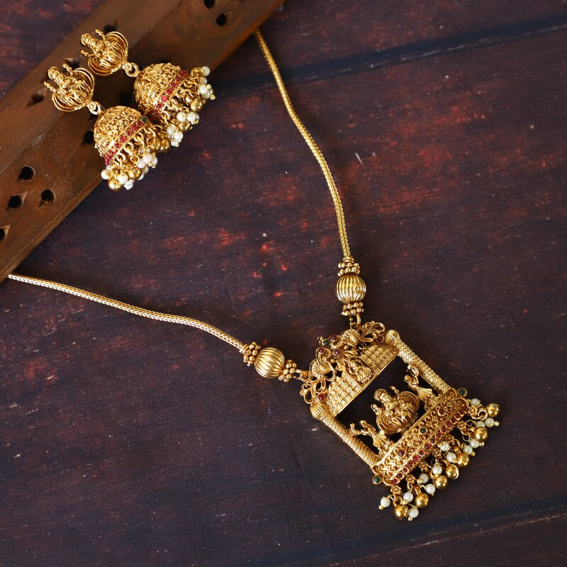 TRADITIONAL TEMPLE LAKSHMI DESIGN NECKLACE SET