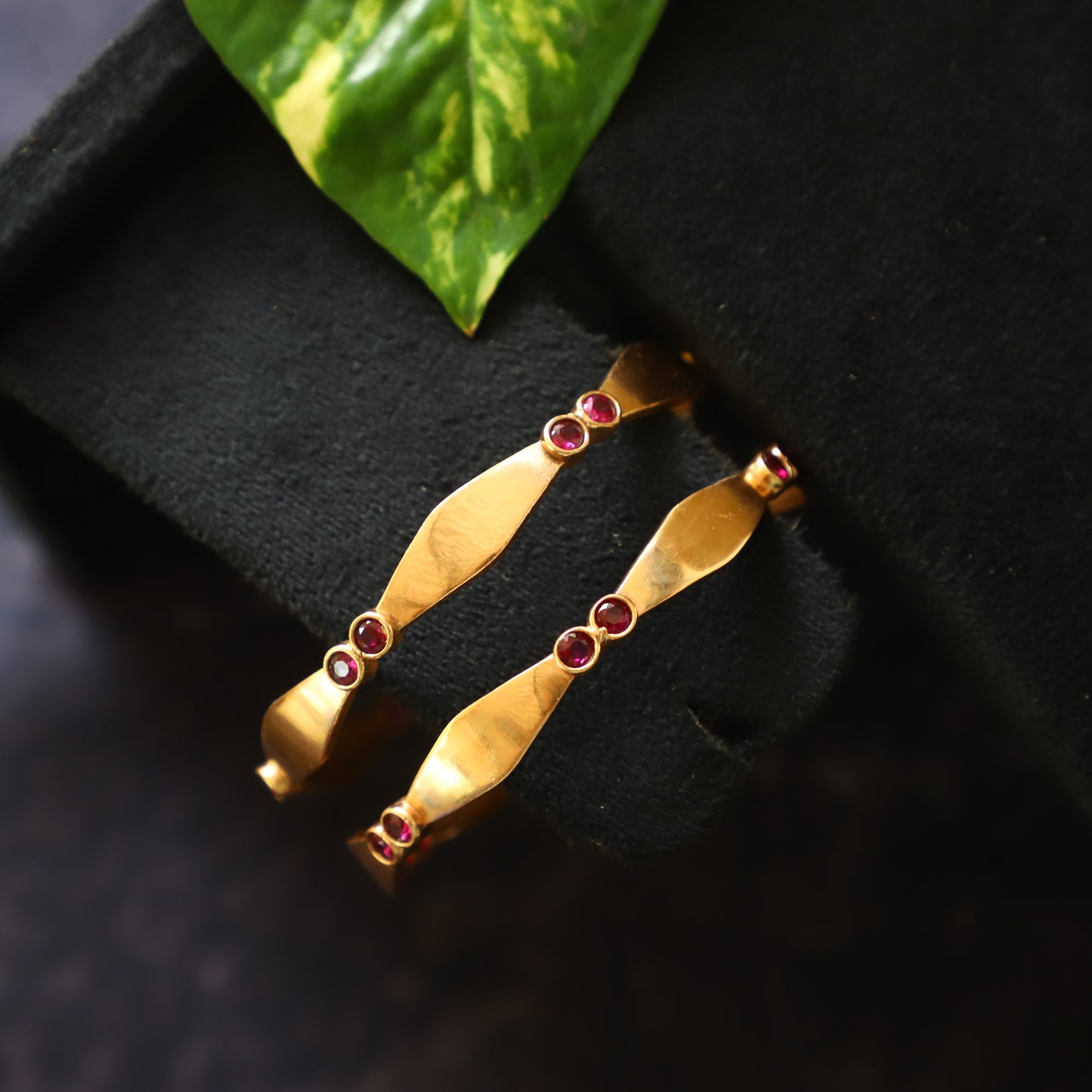 ELAICHI BANGLE