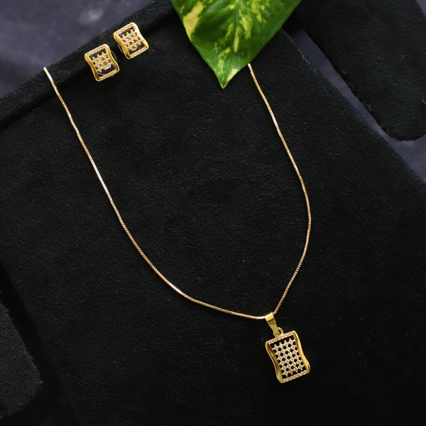APRICOT CHAIN