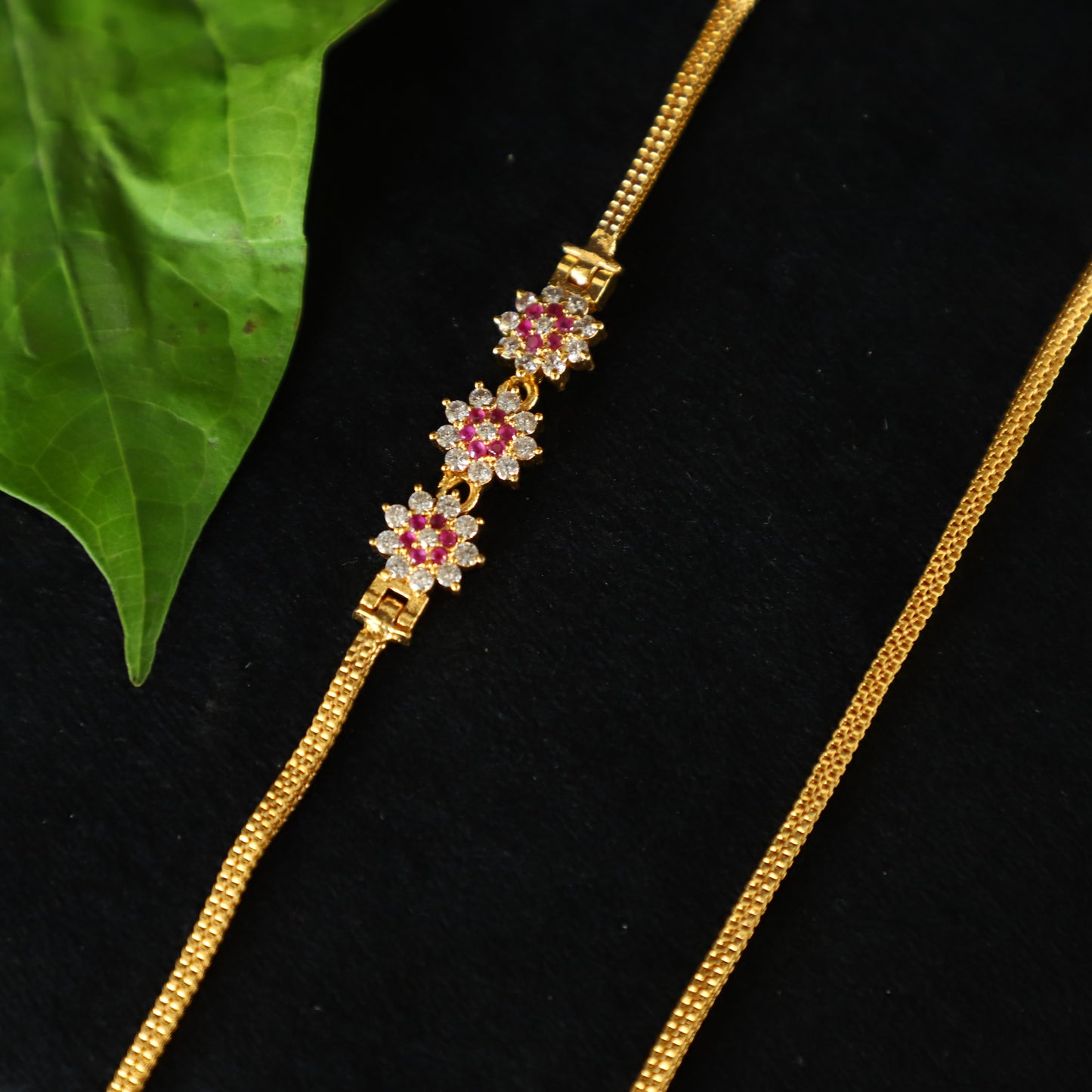 "FLORA MUGGAPU" CHAIN